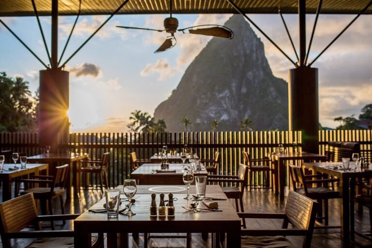 Most Romantic Restaurants in Saint Lucia (2025)
